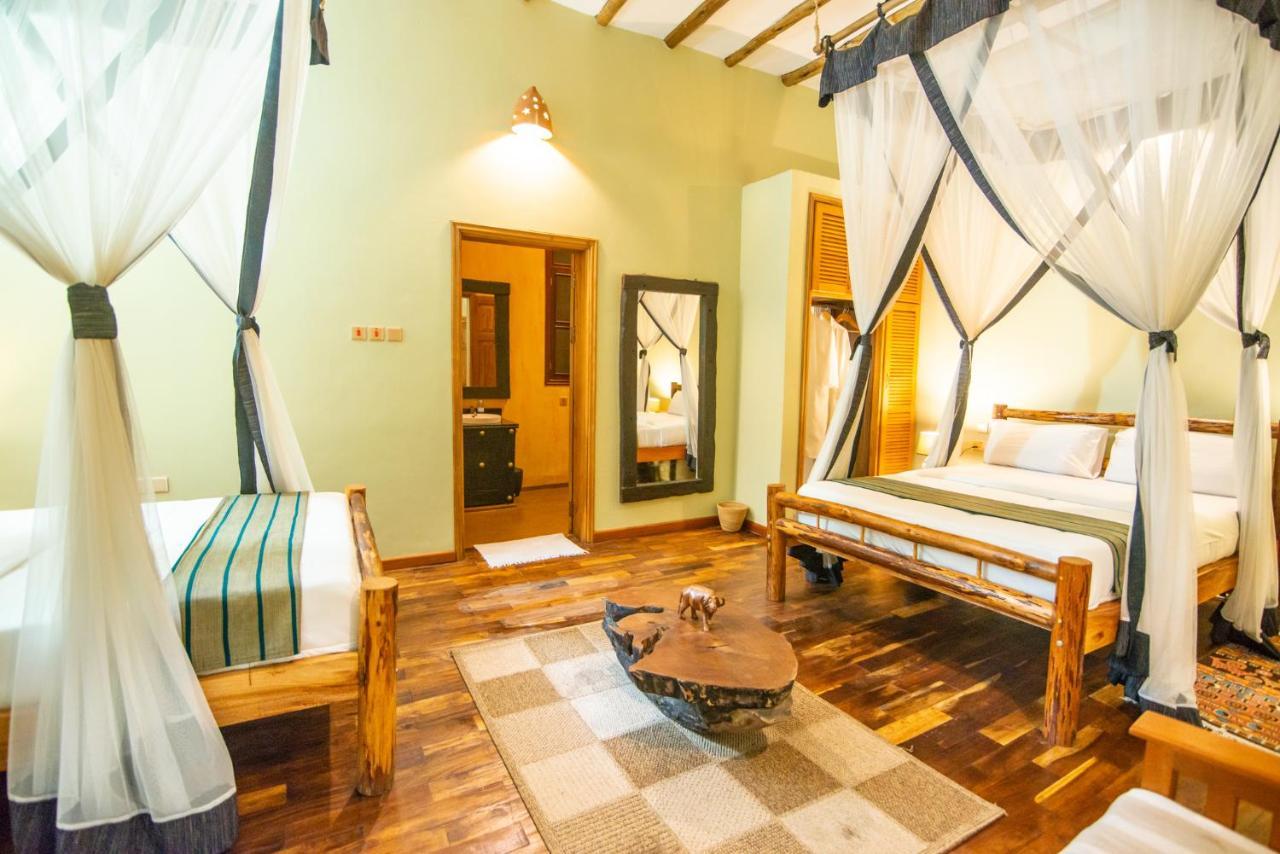 Buffalo Safari Lodge Katunguru Extérieur photo